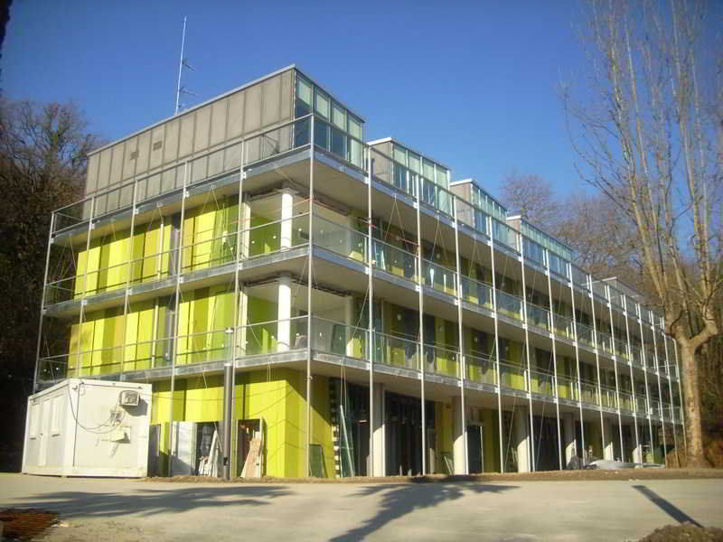 Uba Auberge de jeunesse *
